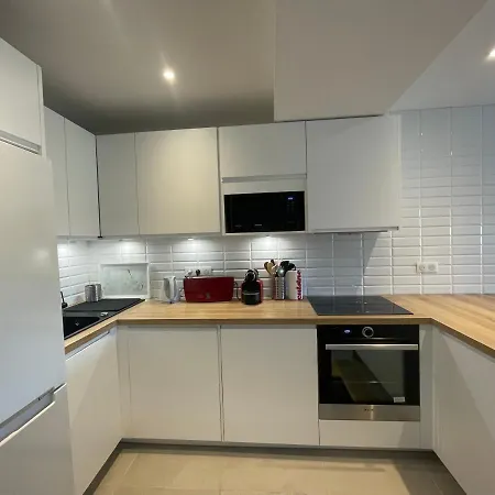 Apartment Vue Sur - Magnifique Confort - Terrasse Et Parking Prive